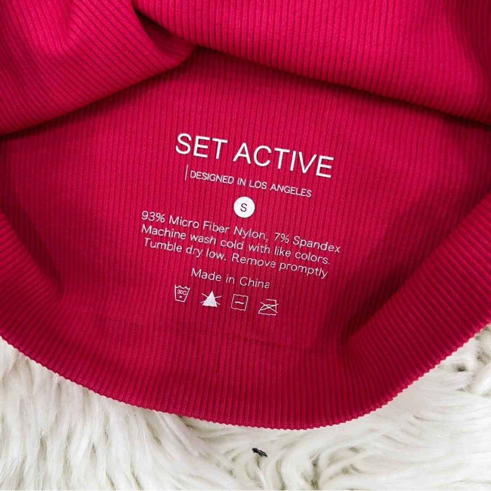 SET Active Vivid Pink Sports Bra - Picture 4 of 4